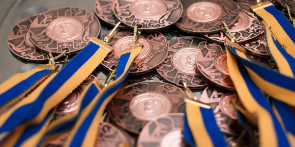 מדליות מוטבעות בעיצוב אישי