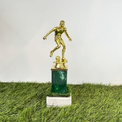 גביע פסלון כדורגל מדגם באיירן מינכן על בסיס שיש איטלקי